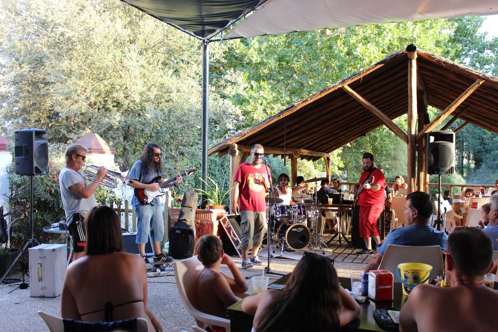 Camping La Fundicion Cazalla de la Sierra Buitenkant foto